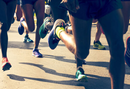 apo-poious-paragontes-exsartatai-h-epidosi-enos-atjliti-antoxis